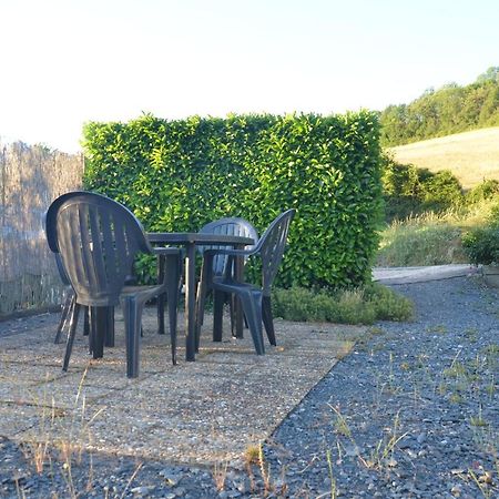 Studio Et Colocation - Gite Les 7 Fontaines Chevinay 外观 照片