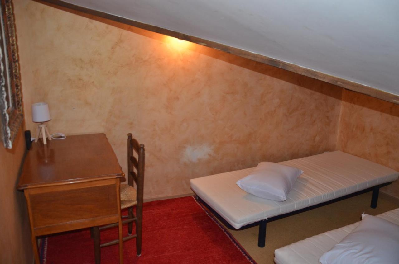 Studio Et Colocation - Gite Les 7 Fontaines Chevinay 外观 照片